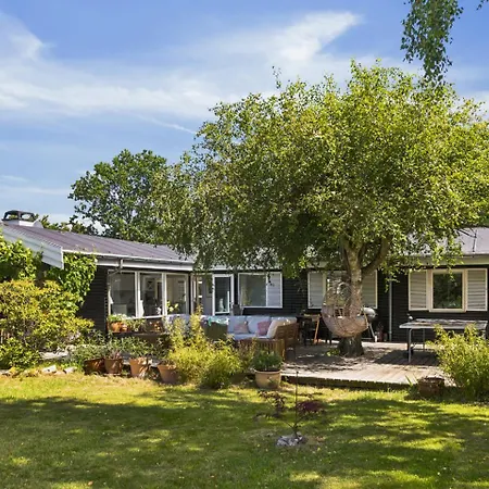 Tisvilde Getaway Charming Vacation