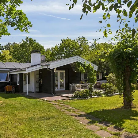 Tisvilde Getaway Charming Vacation